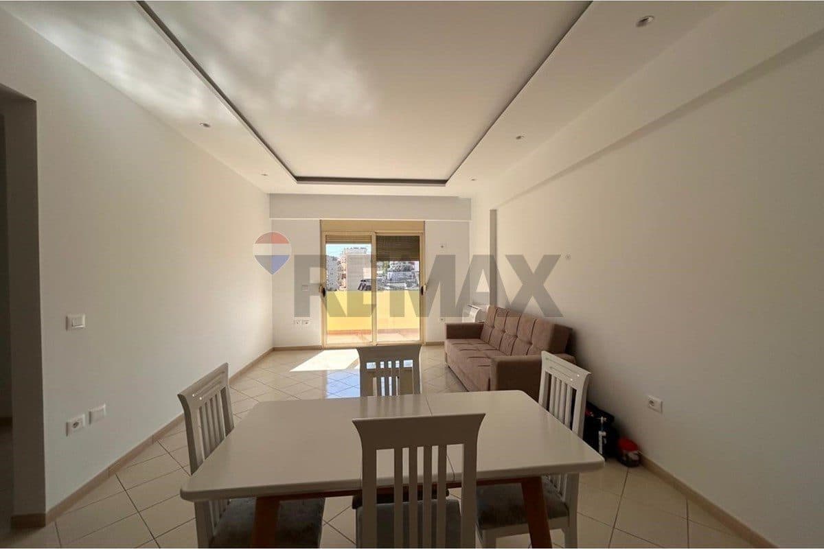 Apartament - Për Qira - Rruga Hasan Kushta, Vlorë 4