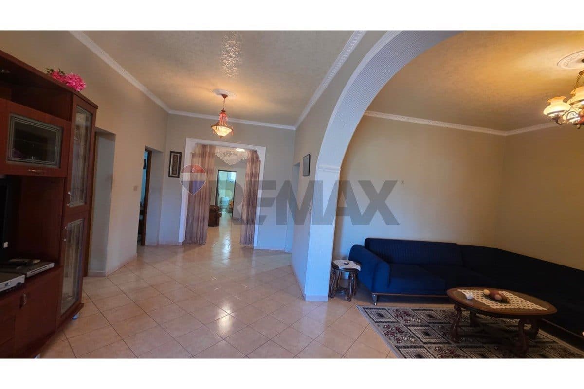 🏡 VILË ME TRUALL NË SHITJE – RRUGA E RE, VLORË 2