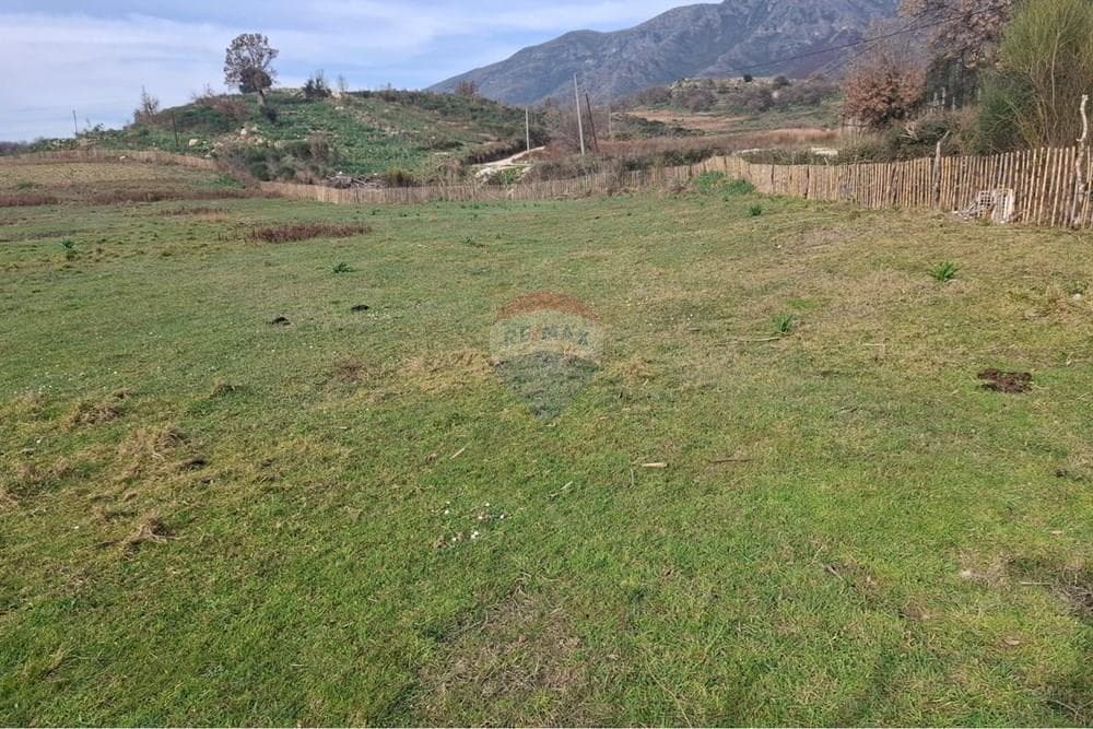 Tokë Arë për Shitje – Tragjas, Vlorë