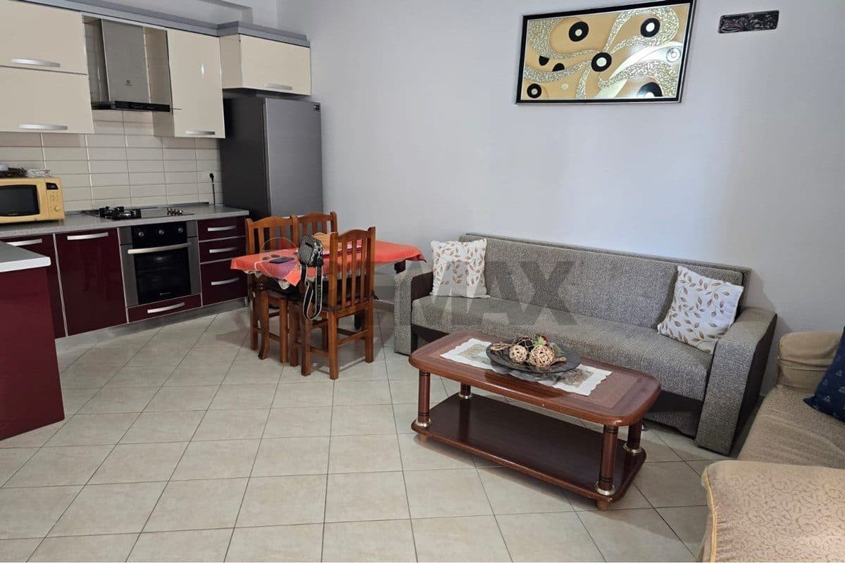 🏡 APARTAMENT 2+1 ME QIRA – TRANSBALLKANIKE, VLORË!