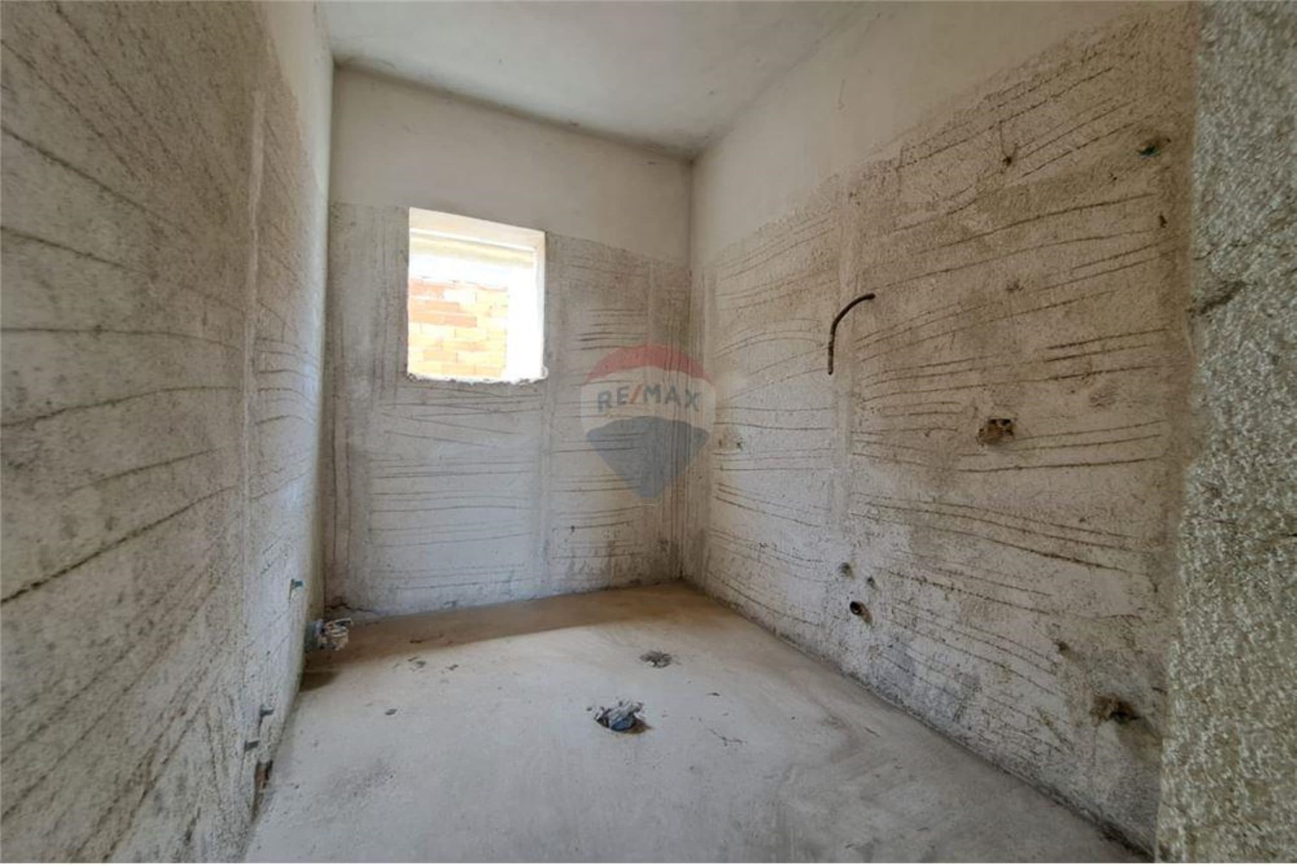🔥 OKAZION INVESTIMI NË VLORË 🔥 🏡 NDËRTESË 3-KATËSHE ME POTENCIAL TË LARTË INVESTIMI 4