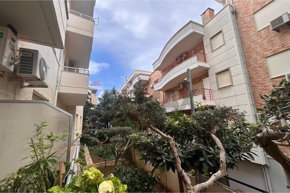 ✨ GARSONIERE MODERNE ME QIRA – PRANË DETIT, VLORË 4