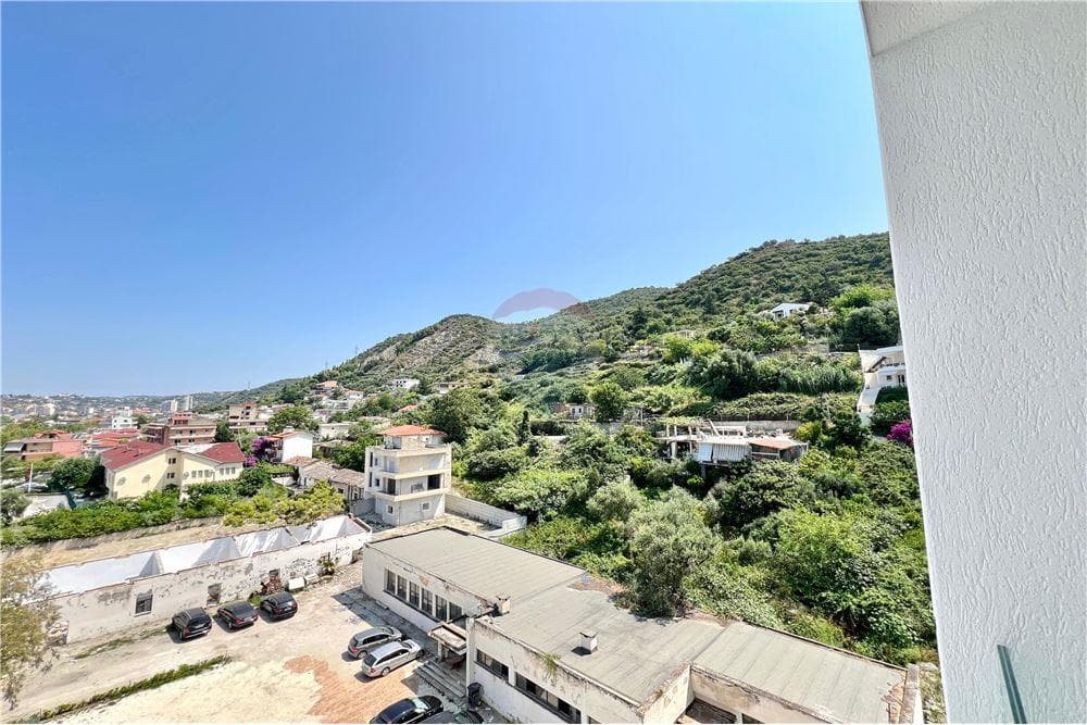 Apartament - Në Shitje - Rruga Dhimitër Konomi, Vlorë