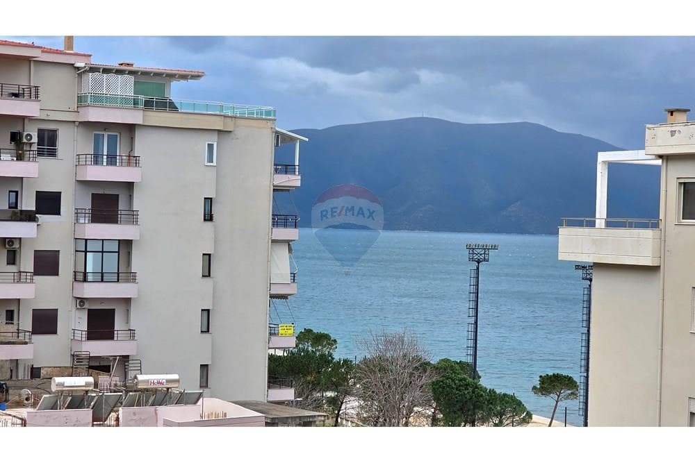 Apartament - Për Qira - Rruga Dhimitër Konomi, Vlorë 2