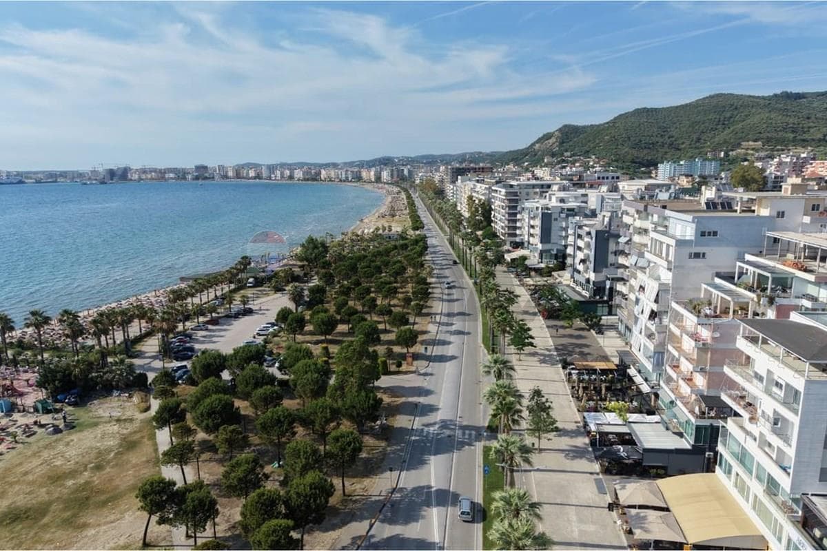 Dyqan - Për Qira - Lungomare, Vlorë 2