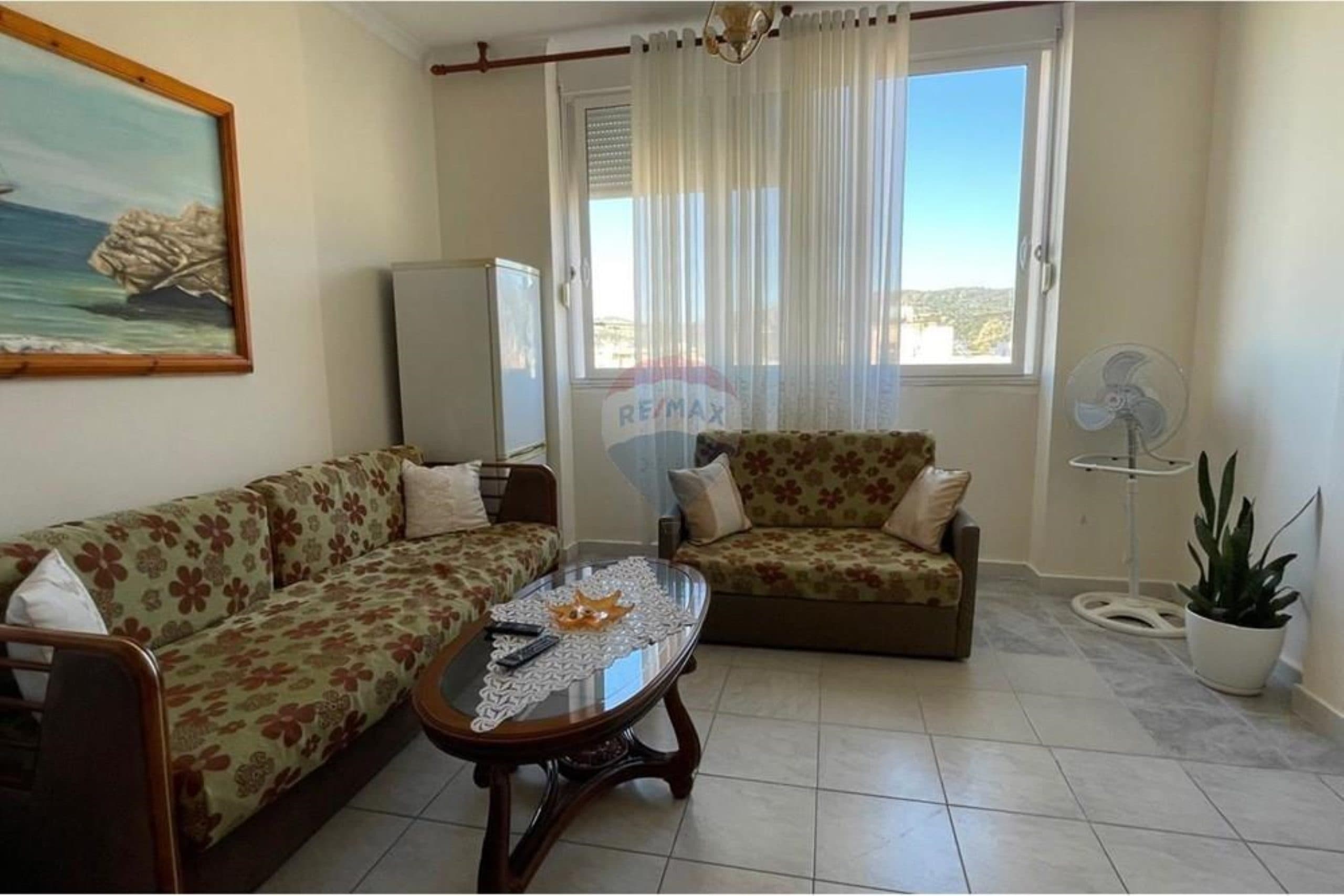 🔥 OKAZION NË LUNGOMARE – APARTAMENT MODERN 1+1 PËR SHITJE! 3