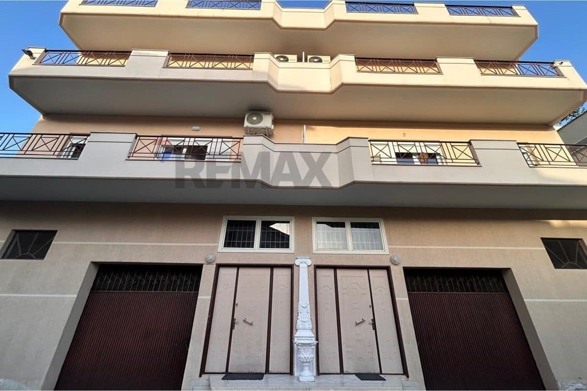 🏡 APARTAMENT 2+1+2 ME QIRA – Blv.Ismail Qemali, VLORË