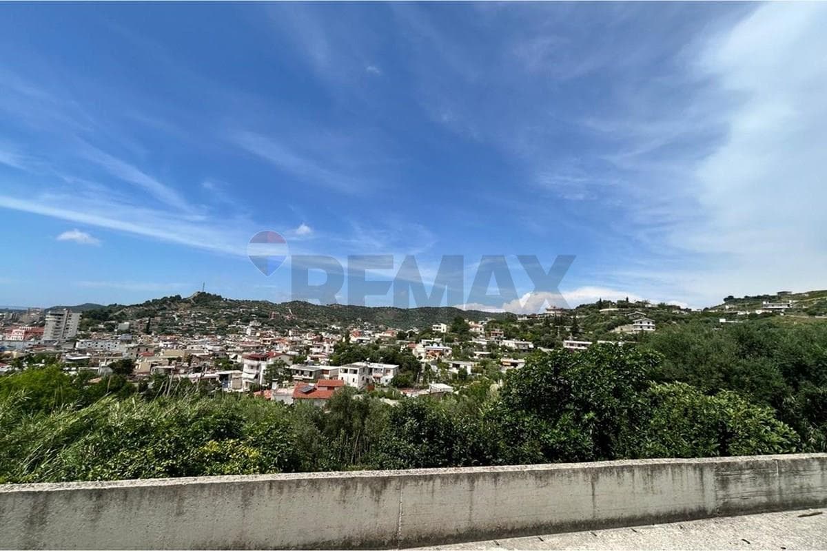 Shtepi Private - Në Shitje - Rruga Drashovica, Vlorë 2