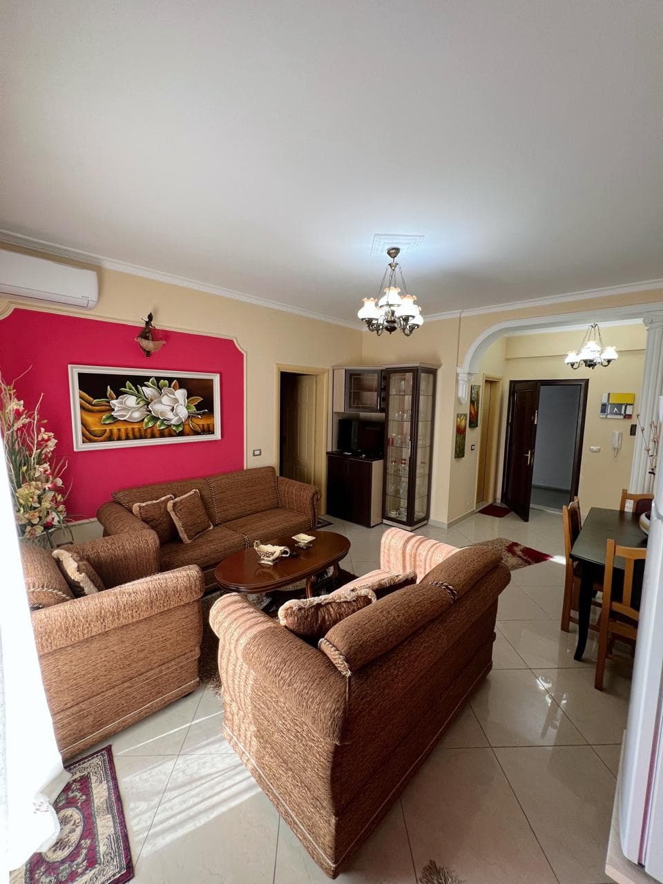 🌊 APARTAMENT 1+1 ME QIRA AFATGJATË – LUNGOMARE, VLORË