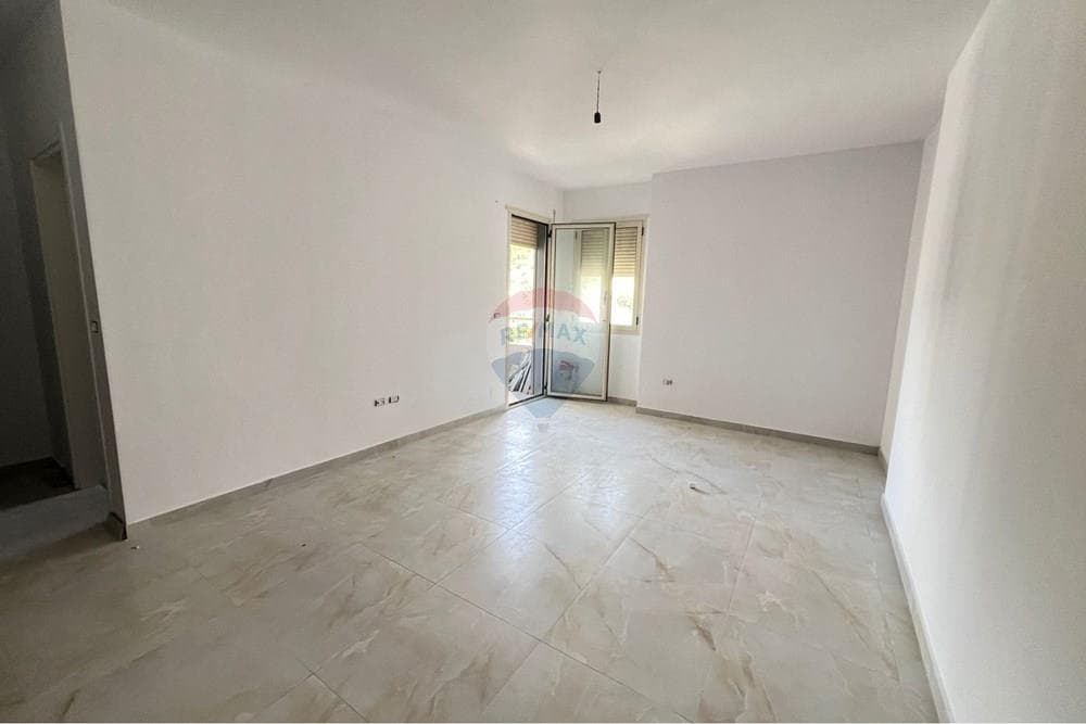 Garsoniere - Në Shitje - Rruga Reshat Osmani, Vlorë 2