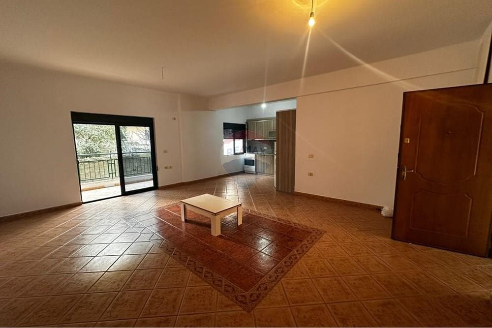 Apartament - Në Shitje - Vlorë, Vlorë 2
