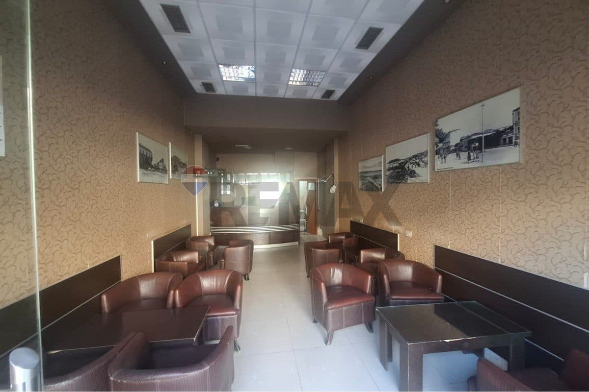 Dyqan - Për Qira - Rruga Dush Strati, Vlorë