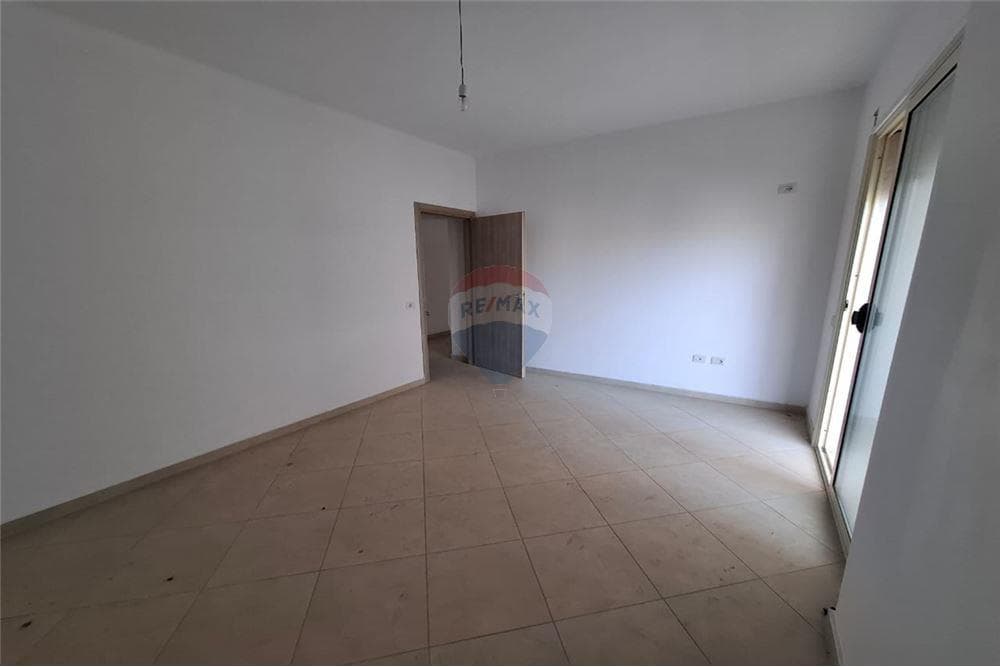 Apartament - Në Shitje - Rruga Gjergj Kastrioti, Vlorë 2
