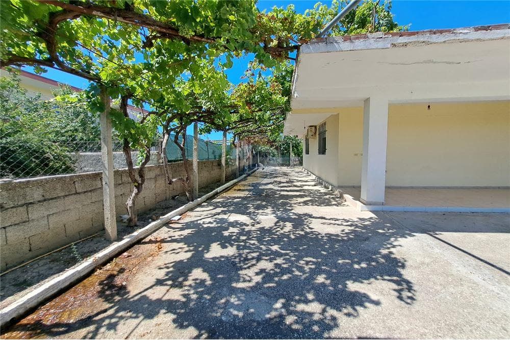 Shtepi Private - Në Shitje - Vlorë, Vlorë 4
