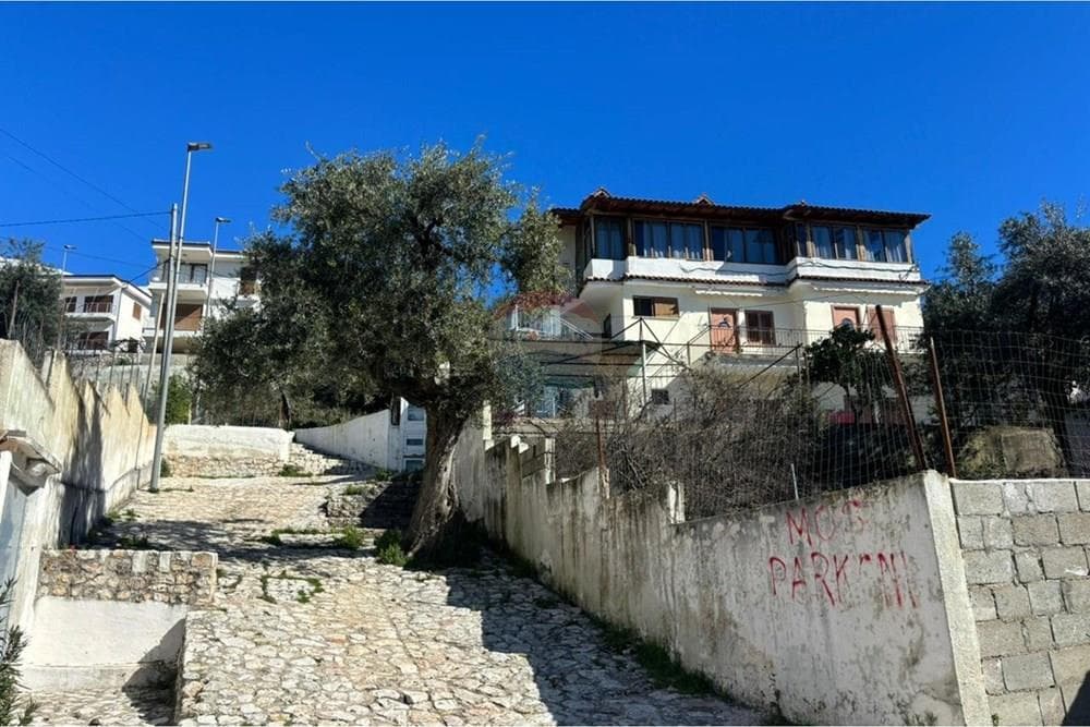 Vile - Në Shitje - Dhërmi, Vlorë