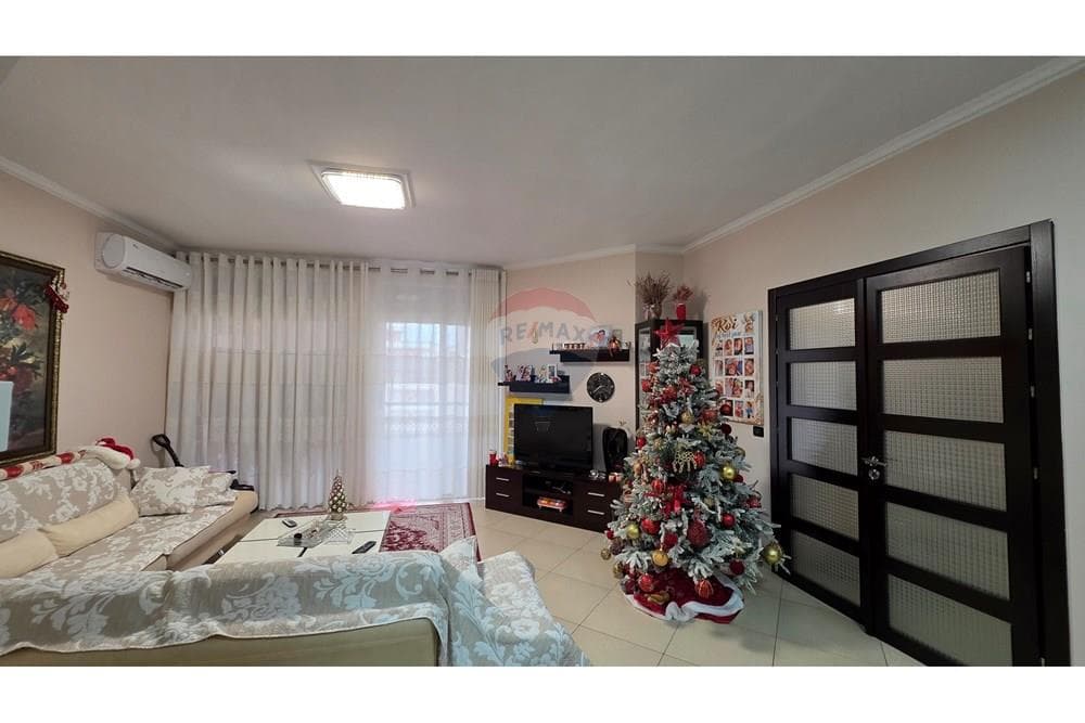 Apartament - Në Shitje - Vlorë, Vlorë 4