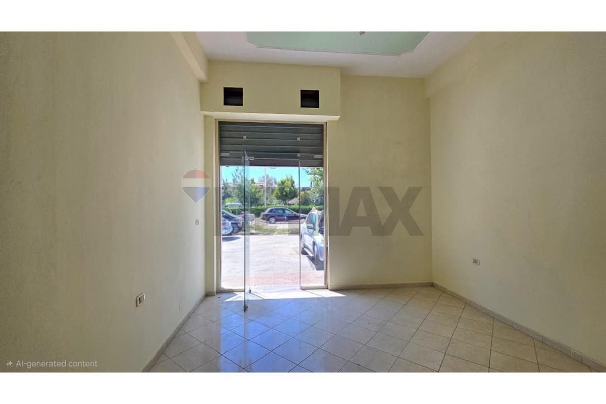 🏢 DYQAN NË SHITJE – RRUGA GJERGJ KASTRIOTI, VLORË