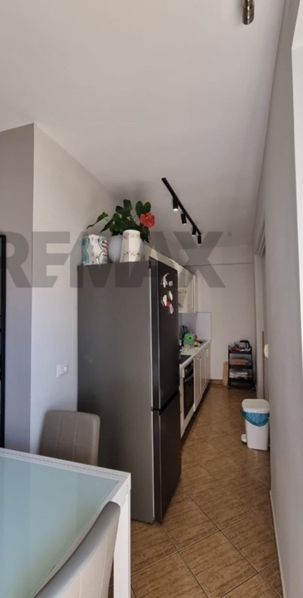 🏡 APARTAMENT EKSKLUZIV 2+1 PËR SHITJE – LUNGOMARE, VLORË 4