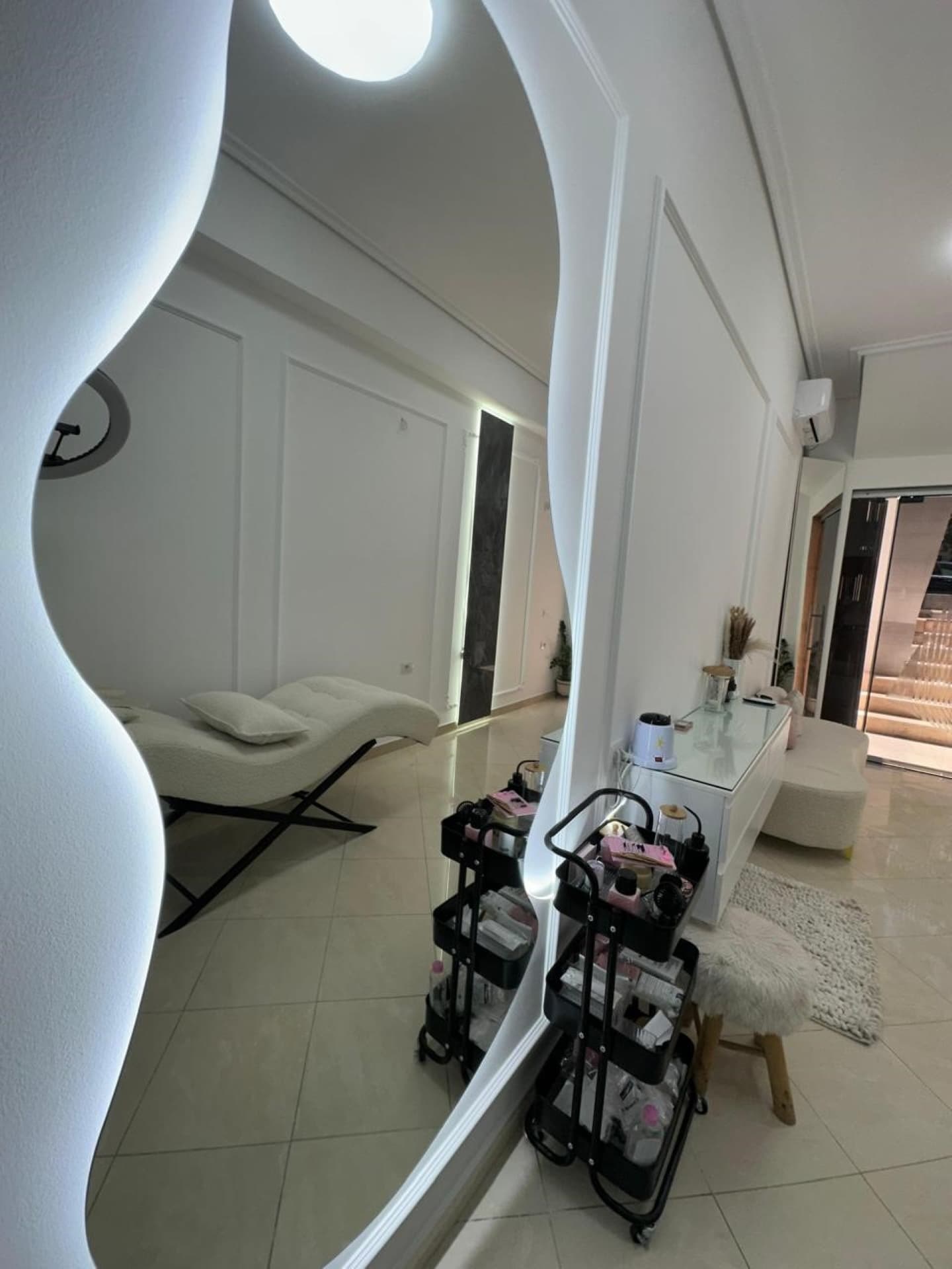 🏢 AMBIENT KOMERCIAL ME QIRA – VLORË 3