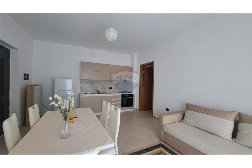 Apartament 1+1 ne Shitje,prane Marina Bay,Vlore 4