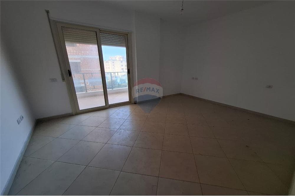 Apartament - Në Shitje - Rruga Gjergj Kastrioti, Vlorë 3