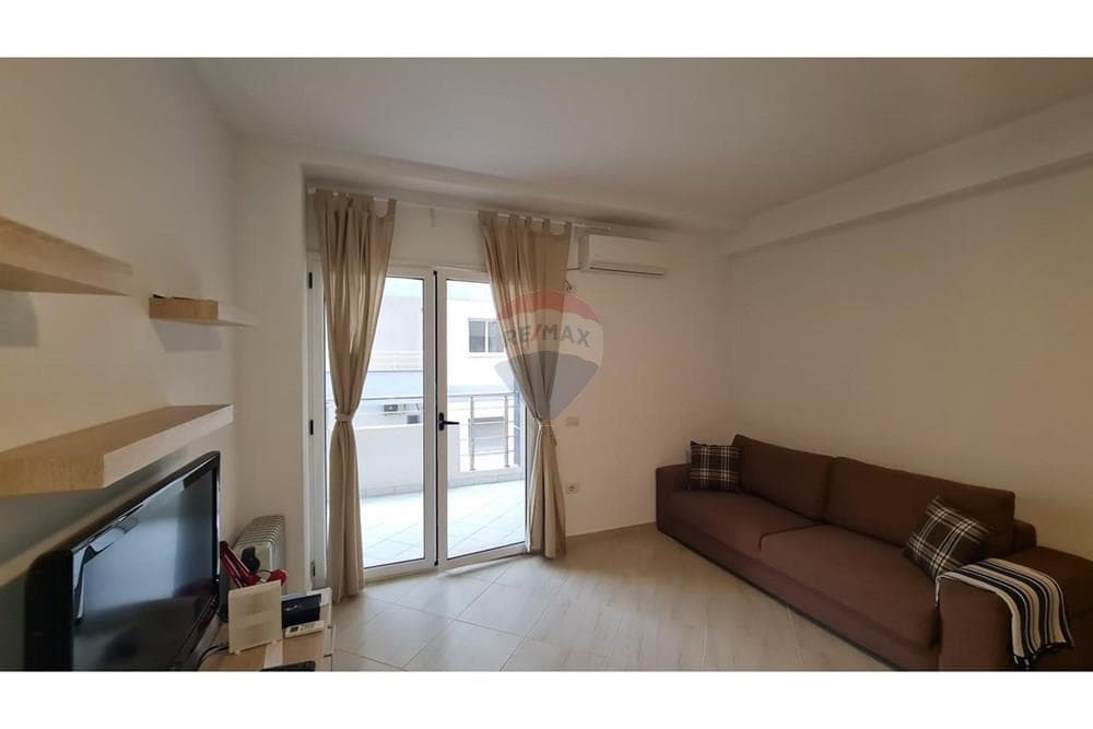 Apartament - Në Shitje - Lungo Mare, Vlorë