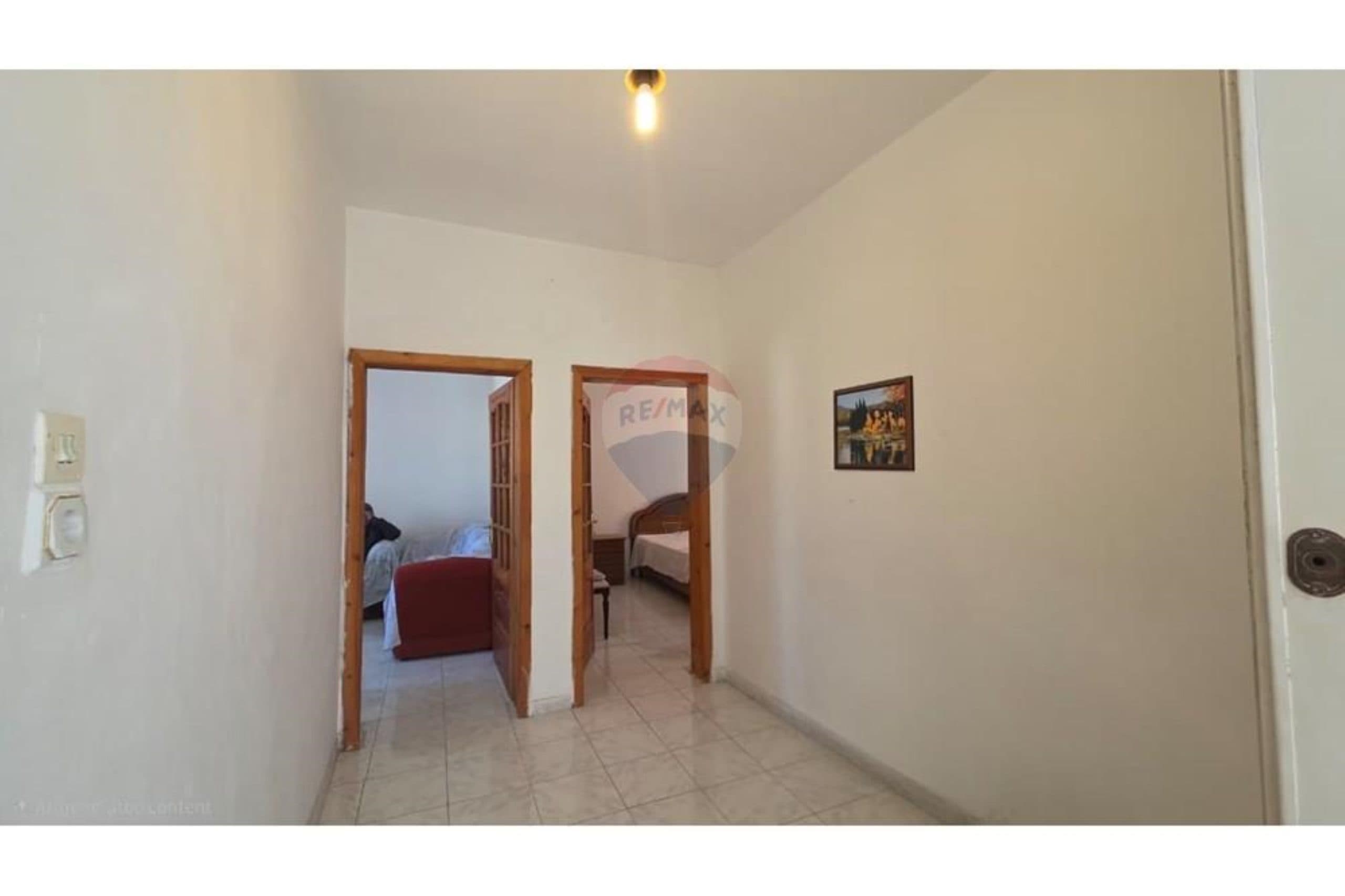 🔥 OKAZION PËR SHITJE – APARTAMENT 1+1 PRANË BASHKISË, VLORË 🔥 3
