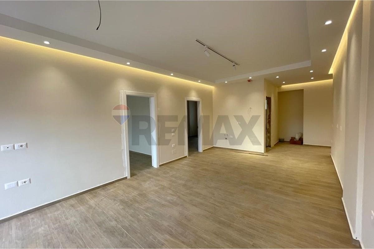 Apartament - Në Shitje - Rruga Lef Sallata, Vlorë 4