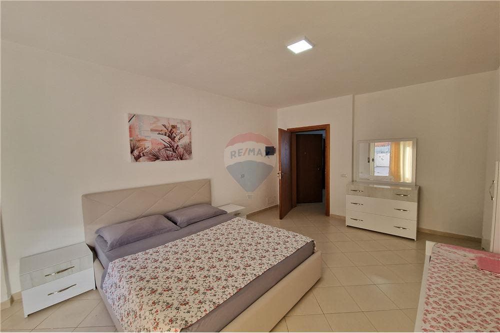 Apartament - Në Shitje - Vlorë, Vlorë