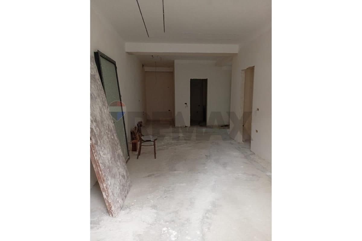 Apartament - Në Shitje - Gjimnazi Ali Demi, Vlorë 3