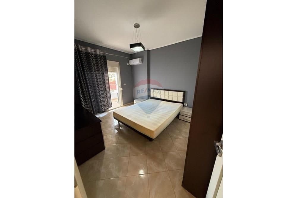 Apartament - Për Qira - Rruga Pelivan Leskaj, Vlorë 4