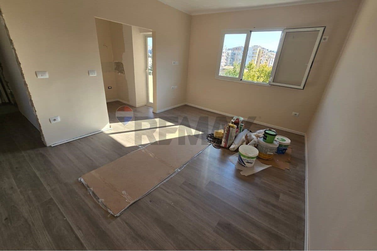 🔥 SUPER OKAZION PËR SHITJE – APARTAMENT 2+1 PREMIUM, VLORË 🔥 2