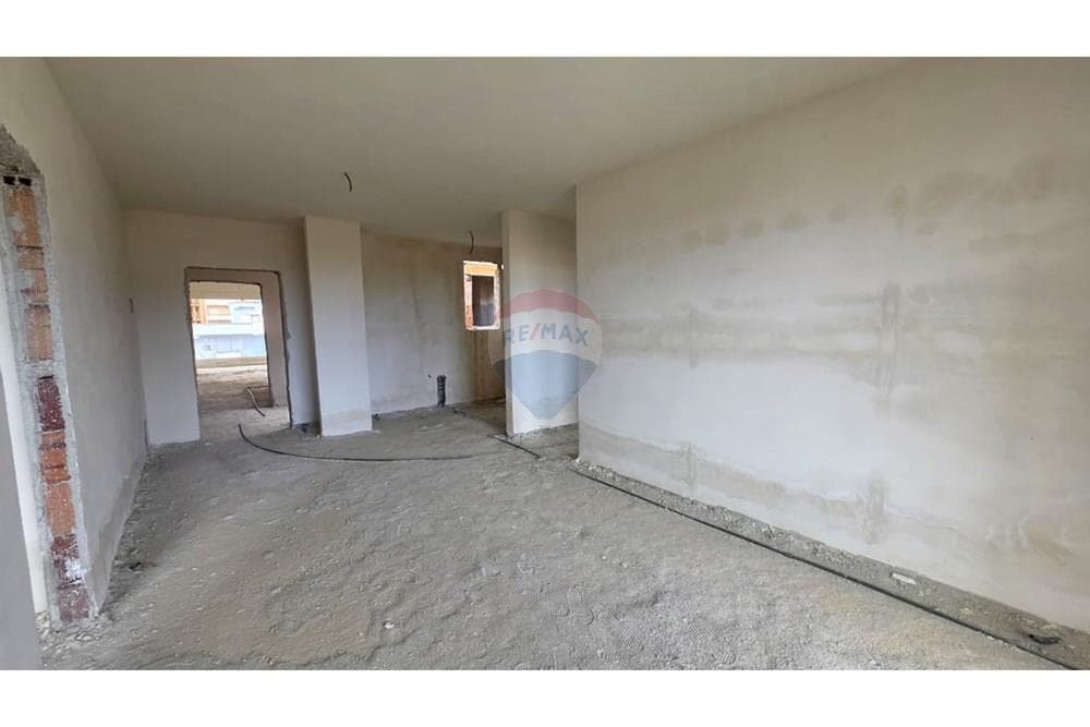Apartament - Në Shitje - Orikum, Vlorë 3