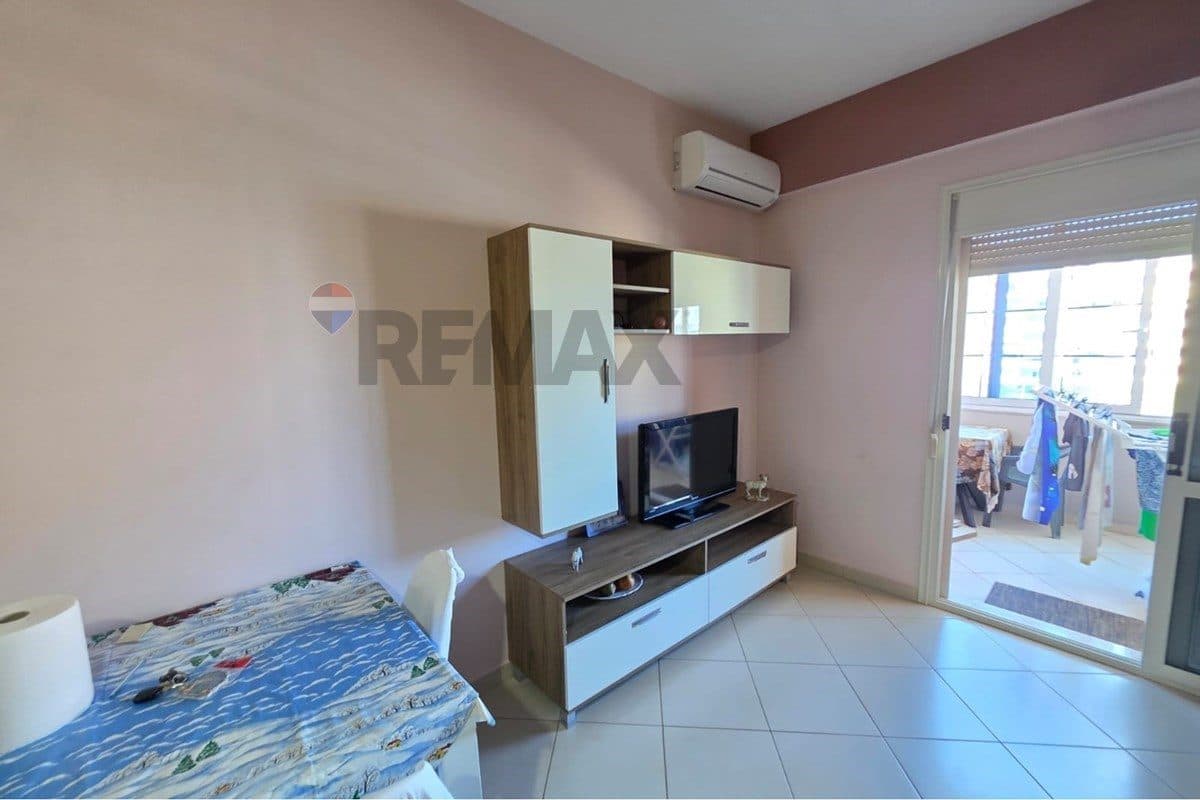 🏡 APARTAMENT 2+1 PËR QIRA AFATGJATË – PRANË KISHËS ORTODOKSE, VLORË ✨