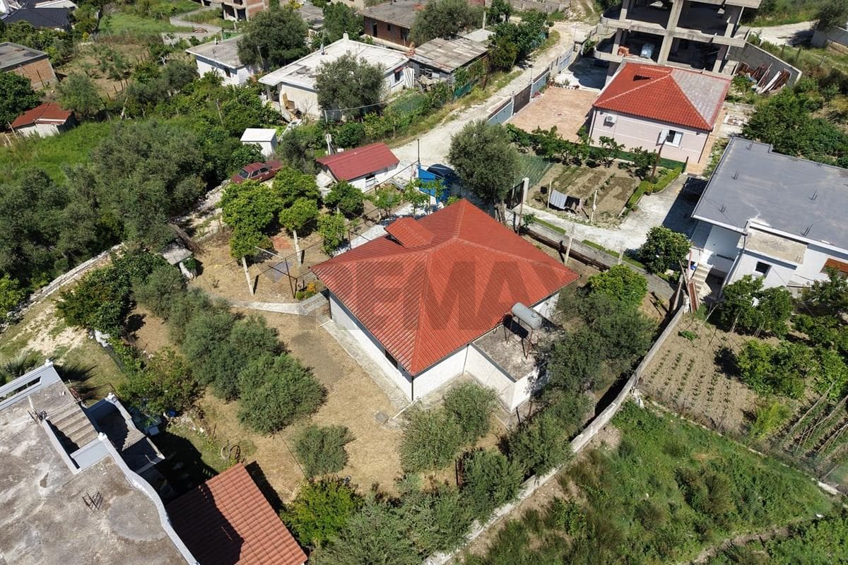 Shtepi Private - Në Shitje - Vlorë, Vlorë 2