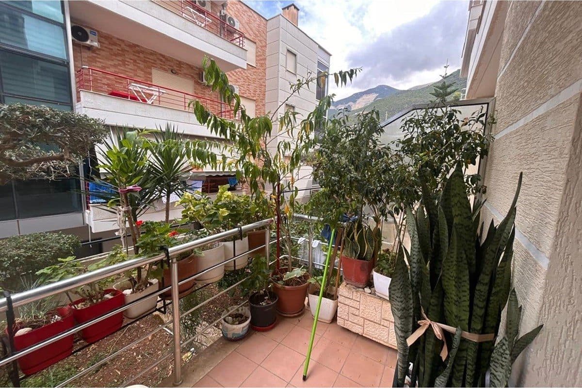 ✨ GARSONIERE MODERNE ME QIRA – PRANË DETIT, VLORË