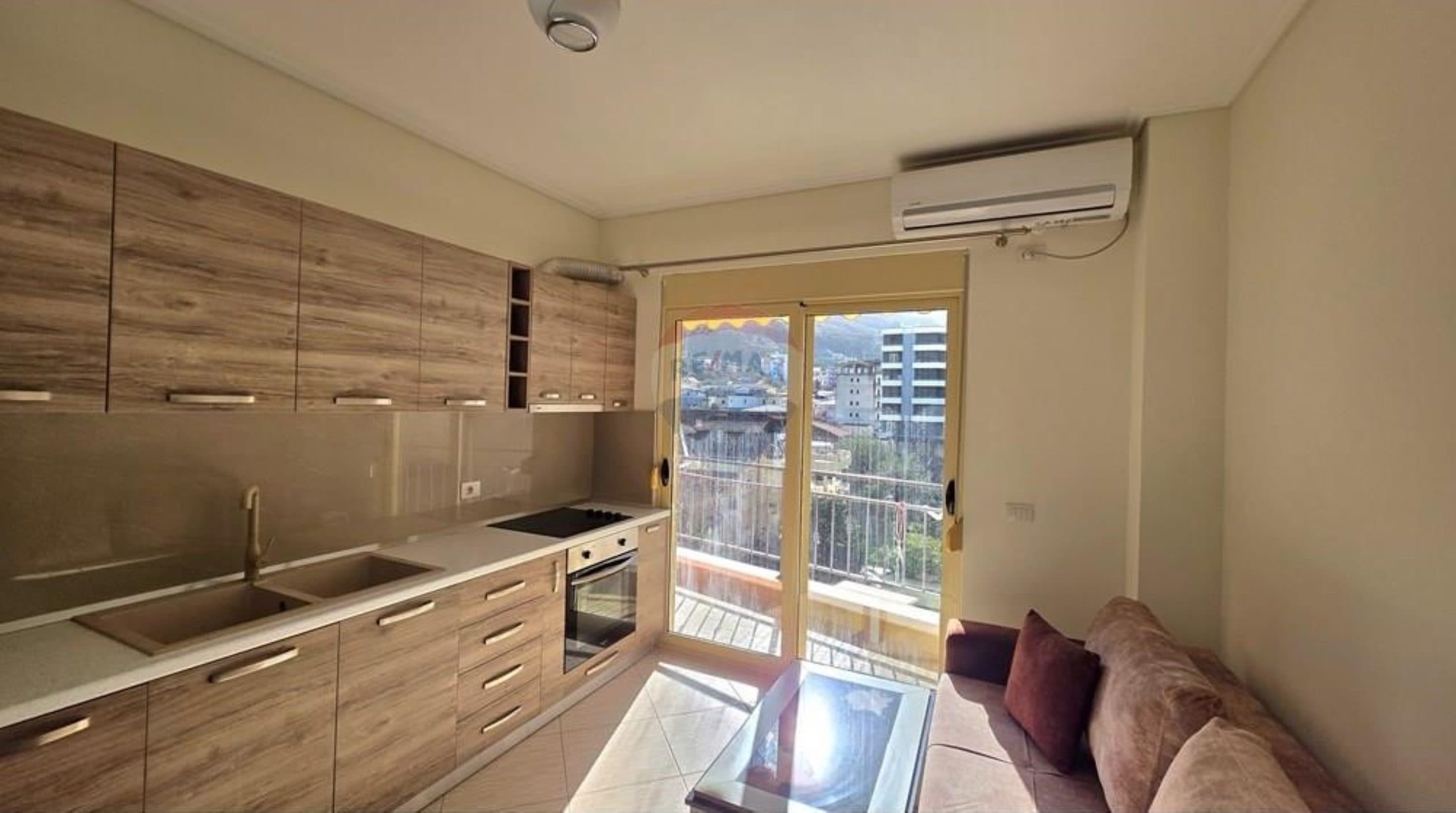 APARTAMENT 1+1 ME QIRA AFATGJATË – LUNGOMARE, VLORË 3
