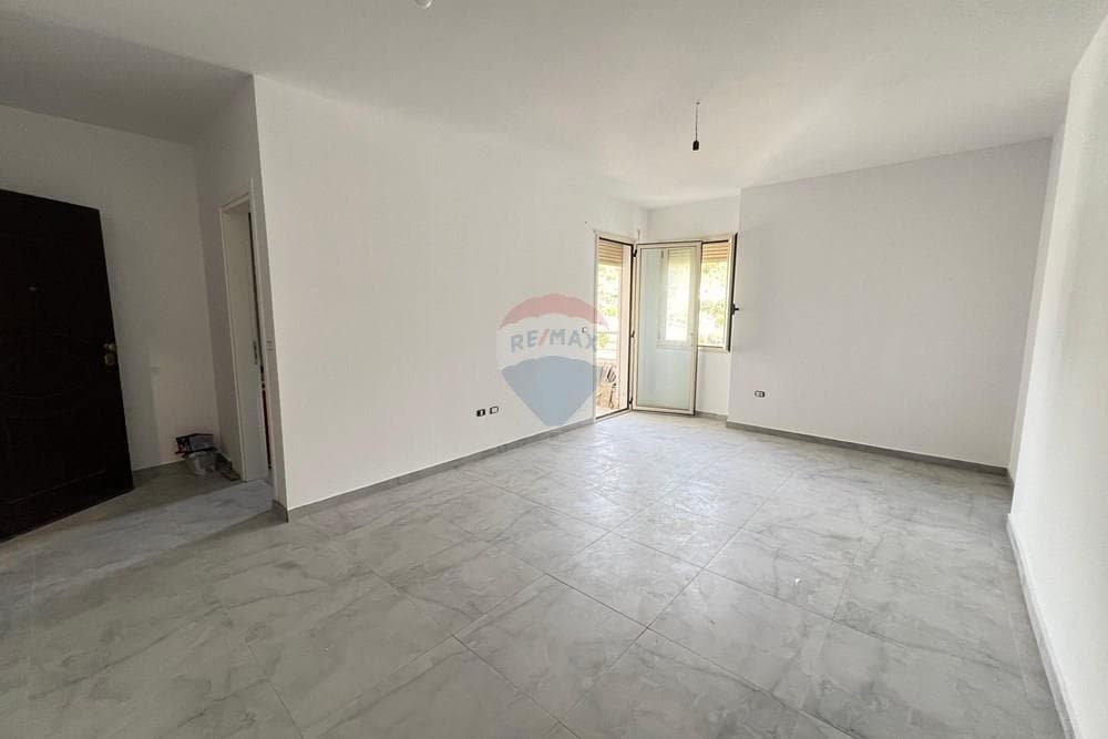 Garsoniere - Në Shitje - Rruga Reshat Osmani, Vlorë 4