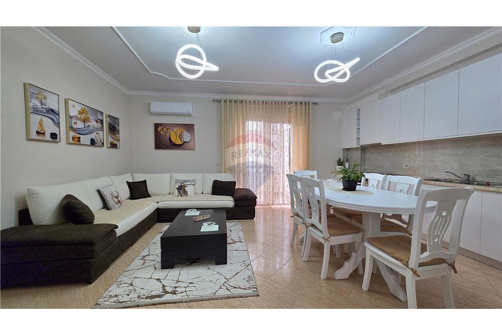 Apartament - Në Shitje - Vlorë, Vlorë 4