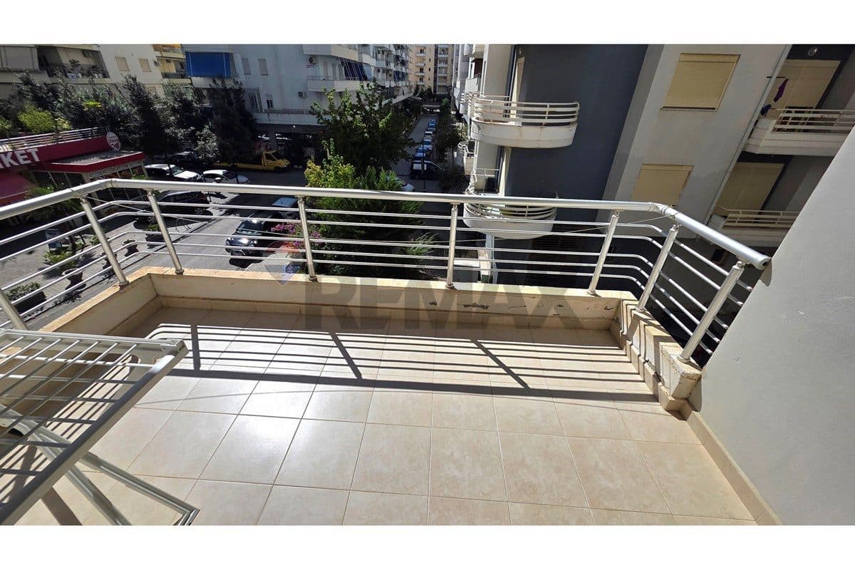 🏡 Apartament 1+1 me qira 2