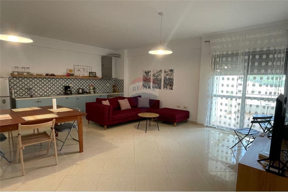 Apartament - Për Qira - Rruga e Re, Vlorë 3