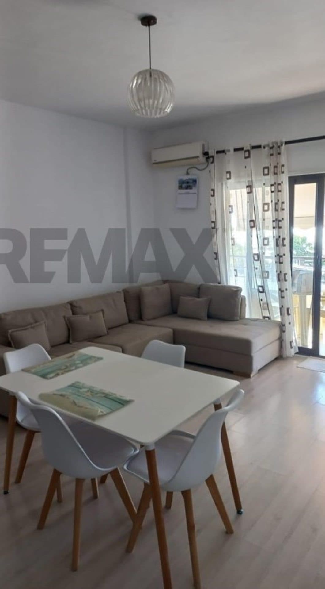 APARTAMENT 1+1 ME PAMJE NGA DETI PËR QIRA
