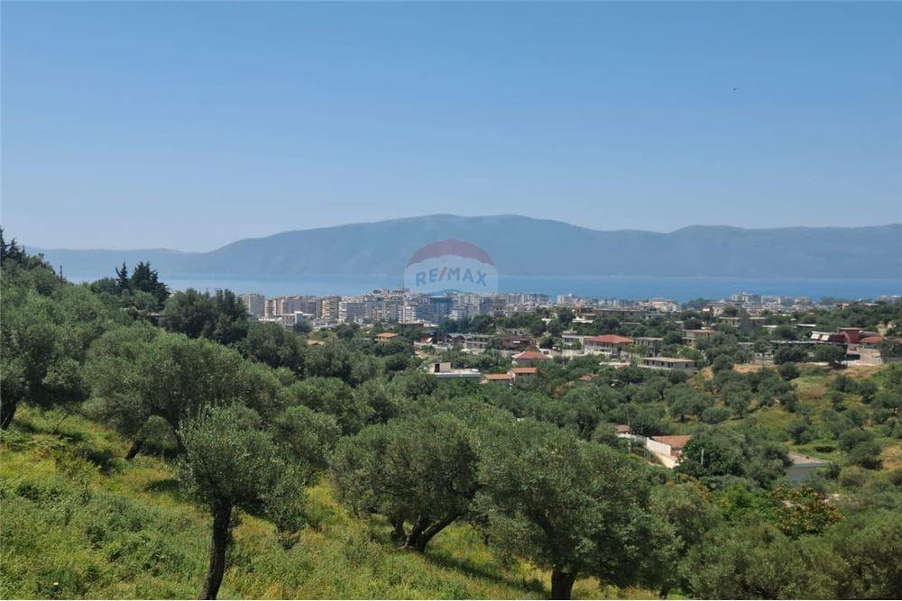 Toke ne shitje ne Kuzum Baba, Vlore