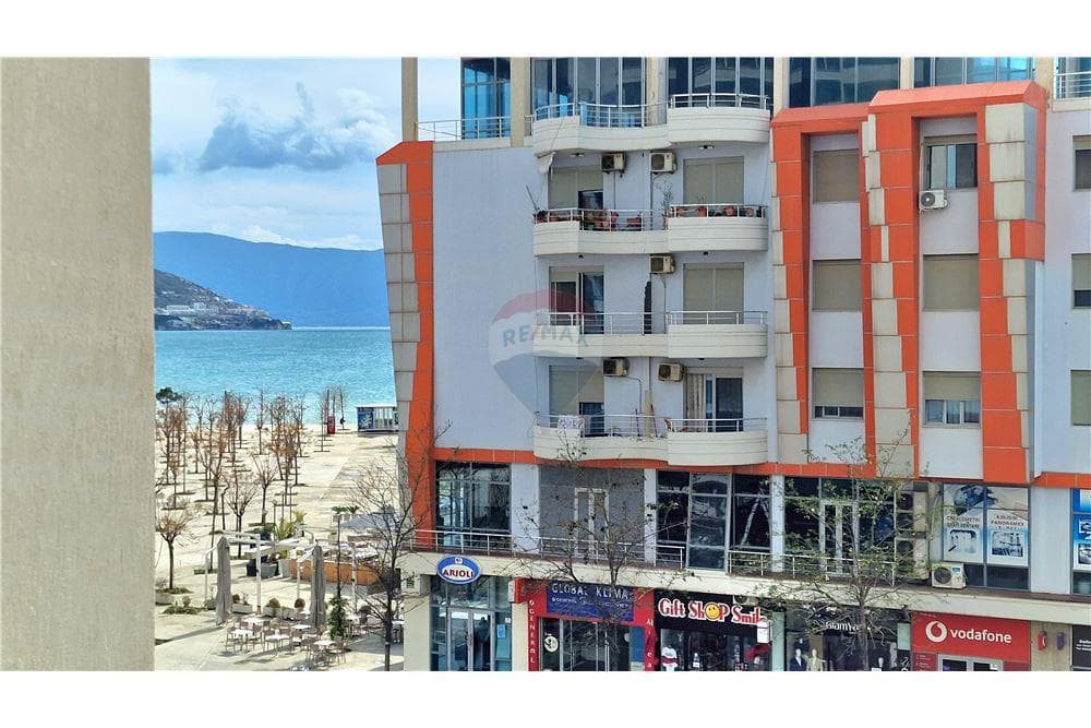Apartament - Për Qira - Lungo Mare, Vlorë 2