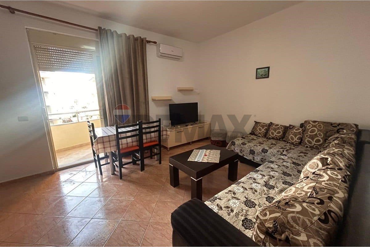 Apartament - Për Qira - Lungomare, Vlorë 3