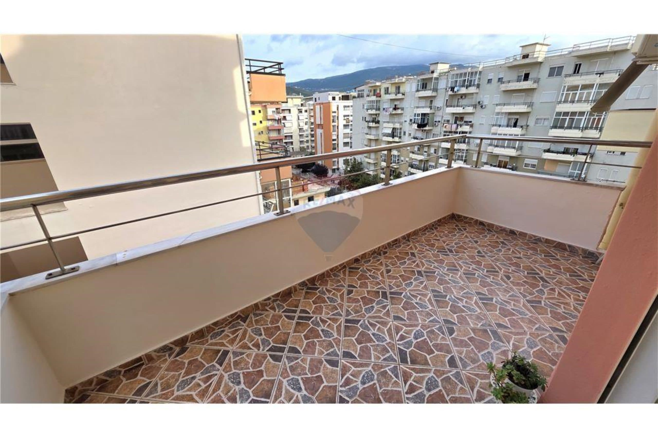 ✨ APARTAMENT PREMIUM 2+1+2 – RR. E ÇIPAJVE, VLORË