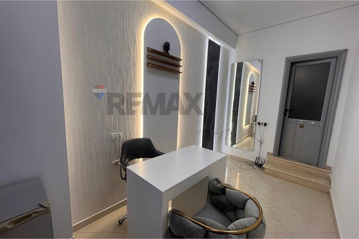 💅 Studio Manikyr & Pedikyr për Qira në Vlorë – Gati për të Filluar Punën!