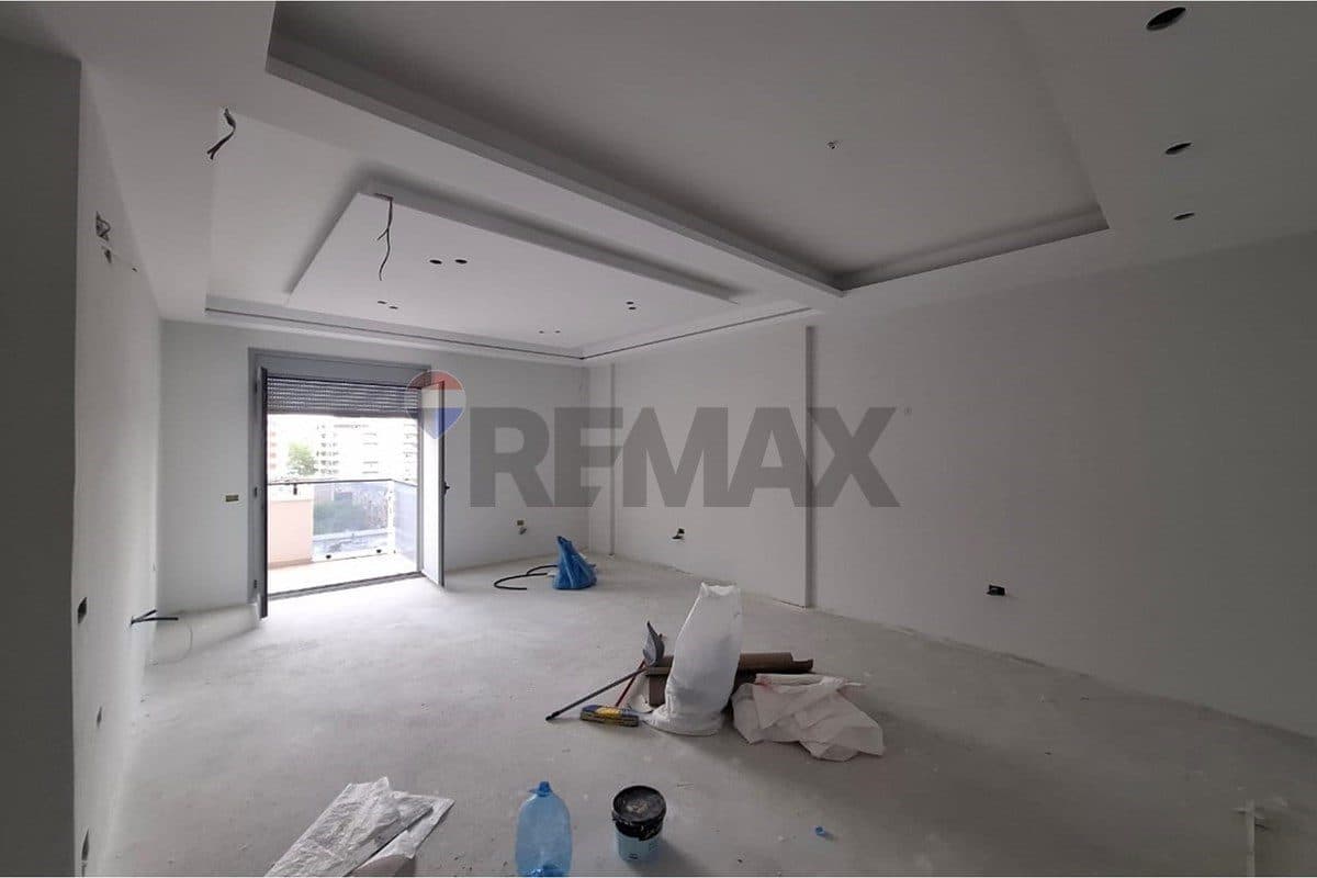 Apartament - Në Shitje - Bulevardi Ismail Qemali, Vlorë 2