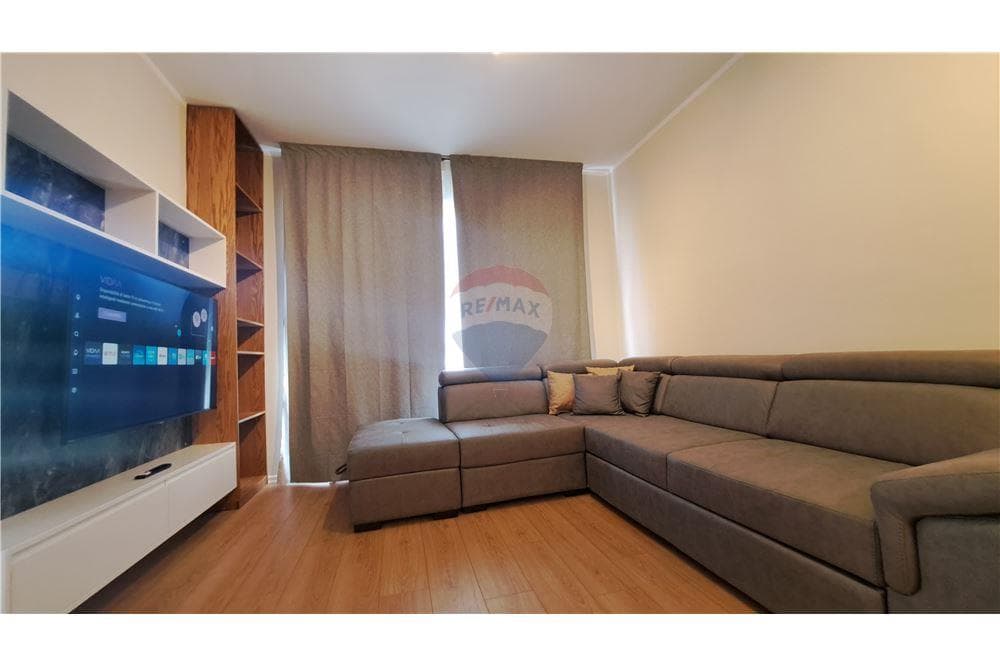 Apartament - Në Shitje - Rruga Reshat Osmani, Vlorë 2