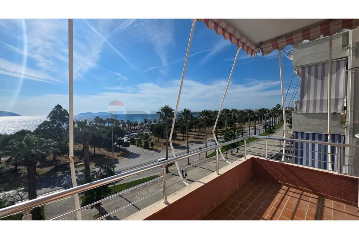 Dyqan - Për Qira - Lungomare, Vlorë 4
